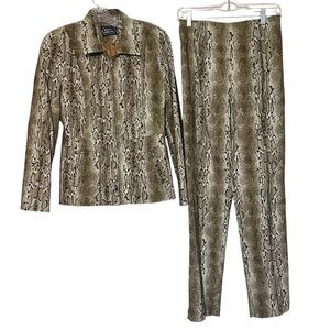 Bentley Arbuckle Vintage Brown Snakeskin Pantsuit Size 6 Animal Print Mo…